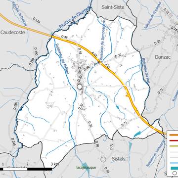 Maisons, Place de la Mairie à Dunes